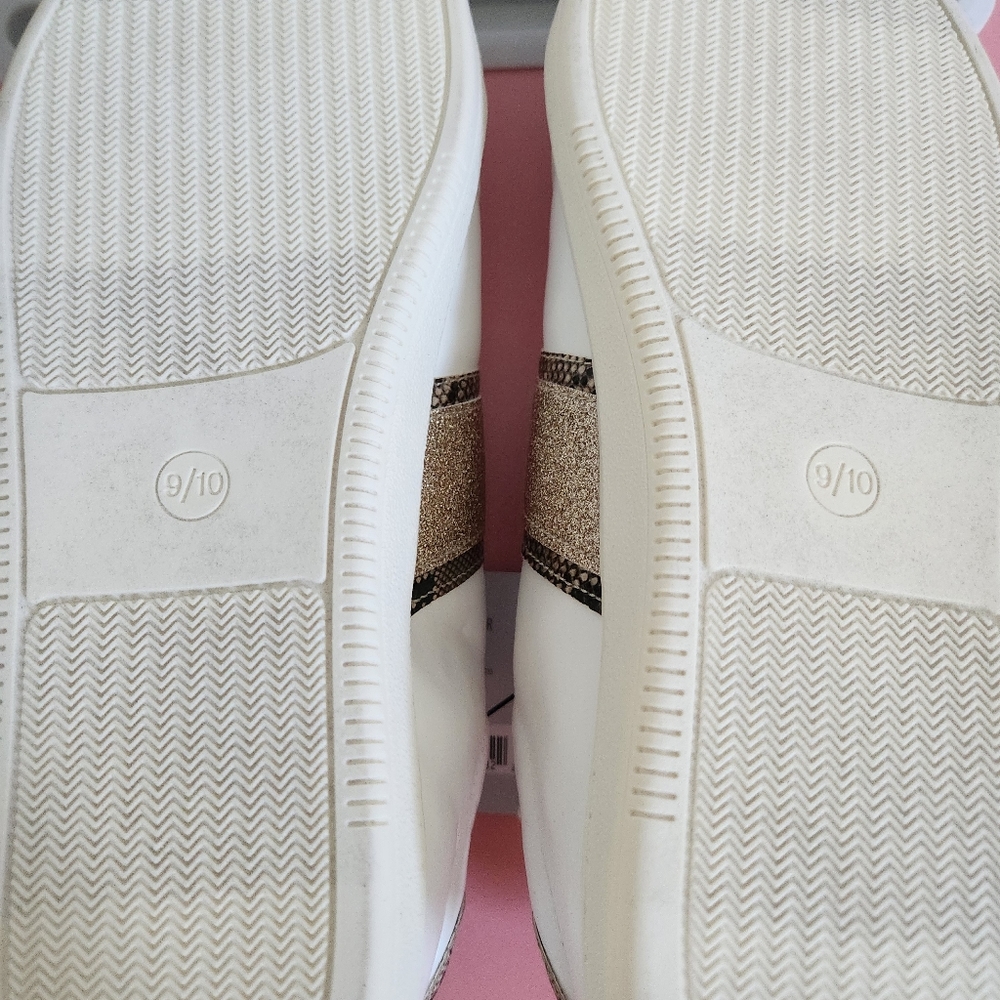 West Loop Whitr/Glittery Snakeskin Patterned Sneakers - Picture 8 of 10